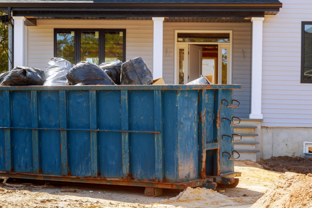 Key Benefits of Outsourcing Construction Debris Removal