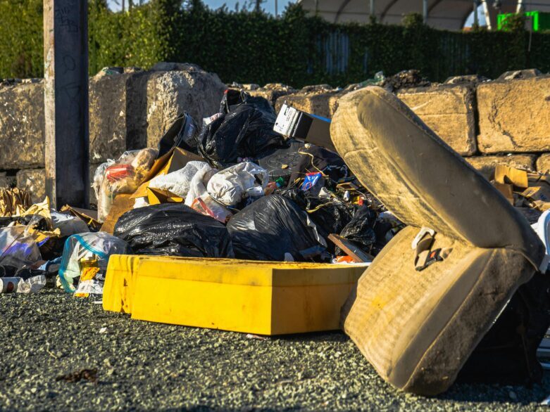 right trash hauling right trash hauling